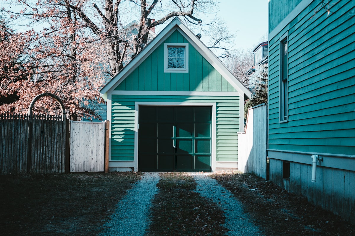 Detached garage workshop